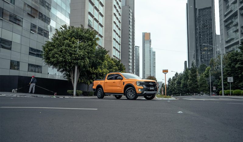 FORD RANGER GASOLINA WILDTRAK 4×4 2024 lleno
