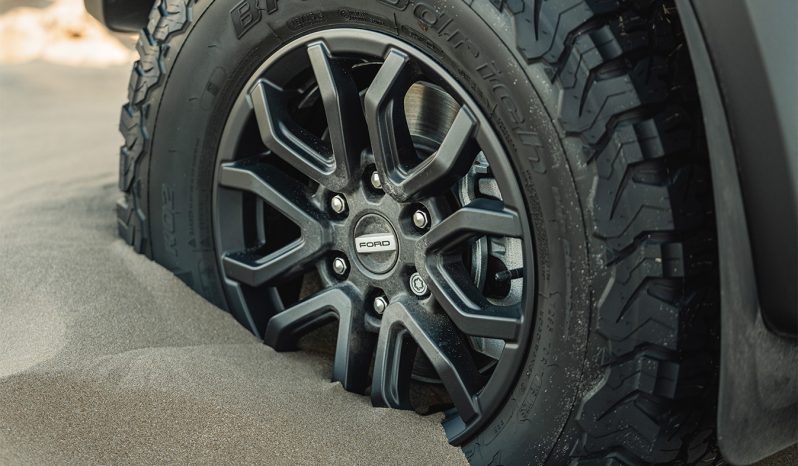 FORD RANGER RAPTOR 4×4 lleno