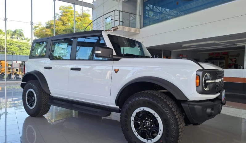 FORD BRONCO BADLANDS 4X4 2025 lleno