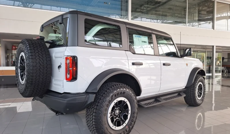 FORD BRONCO BADLANDS 4X4 2025 lleno