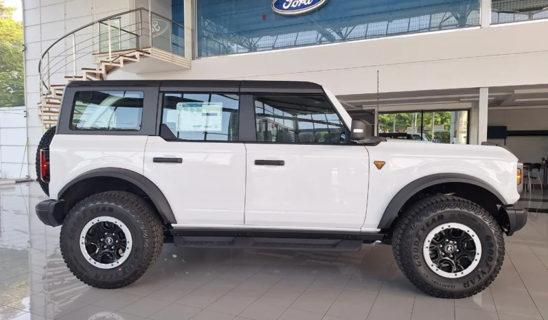 FORD BRONCO BADLANDS 4X4 2025 lleno